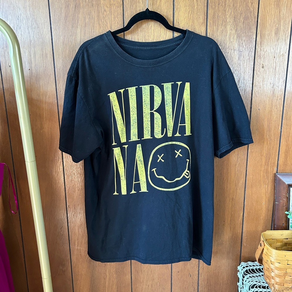 Nirvana Black Band Tee – Size XL